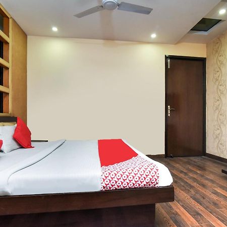 Hotel O Kochar Plaza Delhi  Ngoại thất bức ảnh