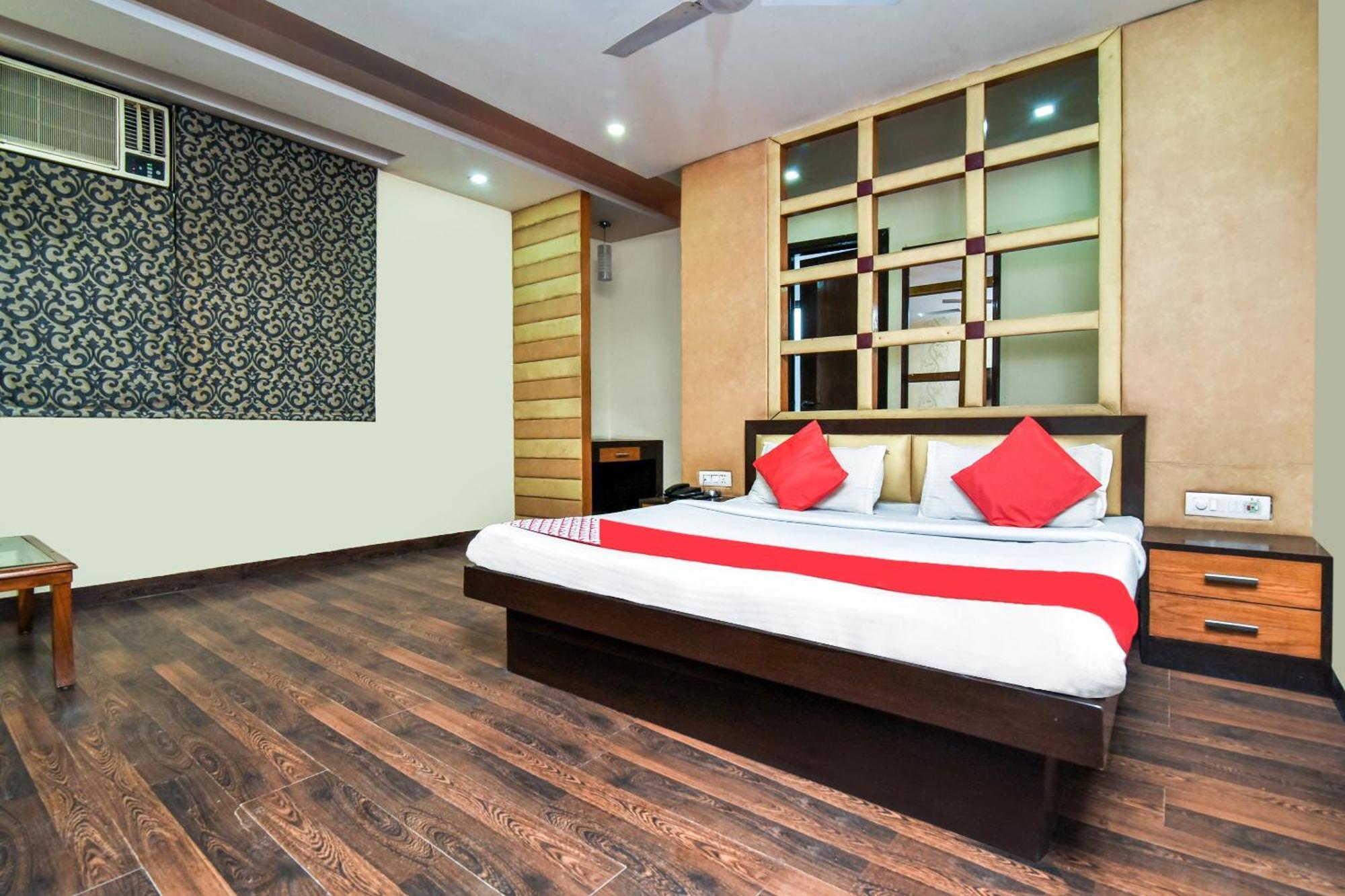 Hotel O Kochar Plaza Delhi  Ngoại thất bức ảnh